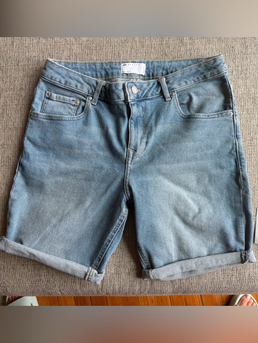 Classic Men's Light Blue Denim Shorts